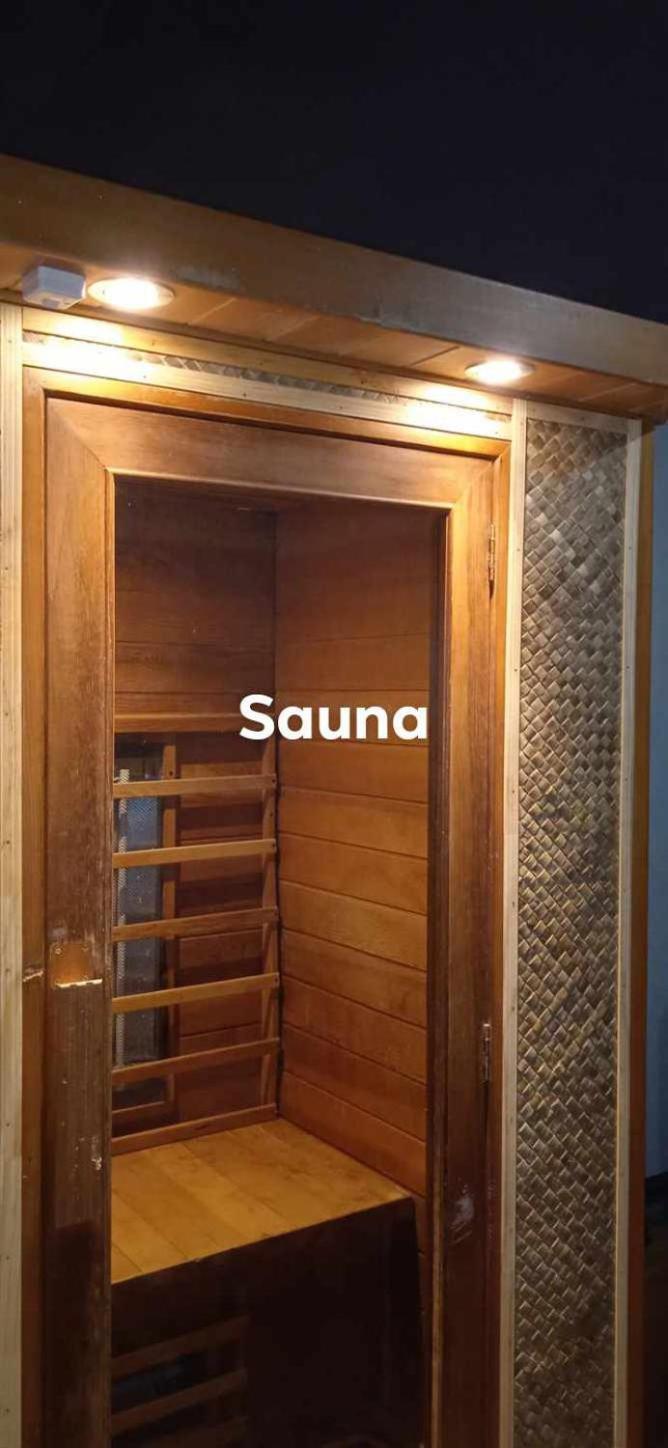 Sarah'S Garden Bnb & Spa Bed and Breakfast Clarin  Exterior foto